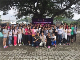 牛商家人合影 牛商家人合影