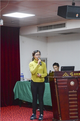 外貿(mào)總監(jiān)Linda發(fā)言