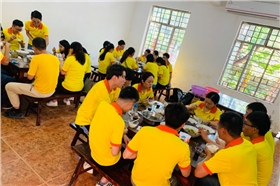 午餐.jpg 午餐.jpg