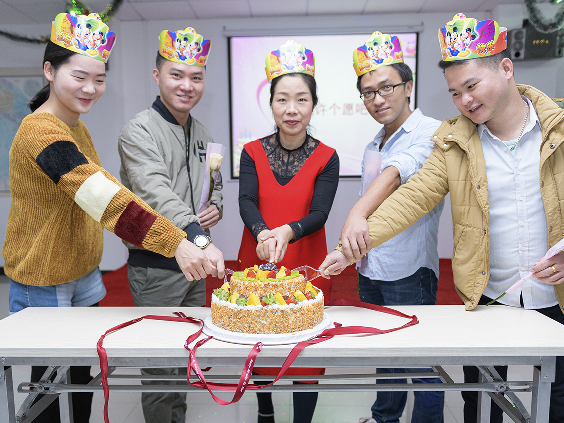 【感恩有您，一路同行】博新營(yíng)銷中心12月集體生日會(huì)
