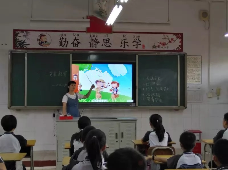 圓形固體飲料鐵罐 圓形固體飲料鐵罐